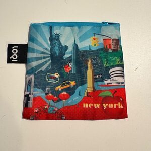 LOQI Urban New York Zipper coin purse 4.5" square